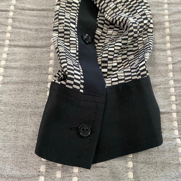 Vince 100% Silk V-Neck Dress Roll Tab Sleeves women’s Size Medium Career office - Picture 6 of 11